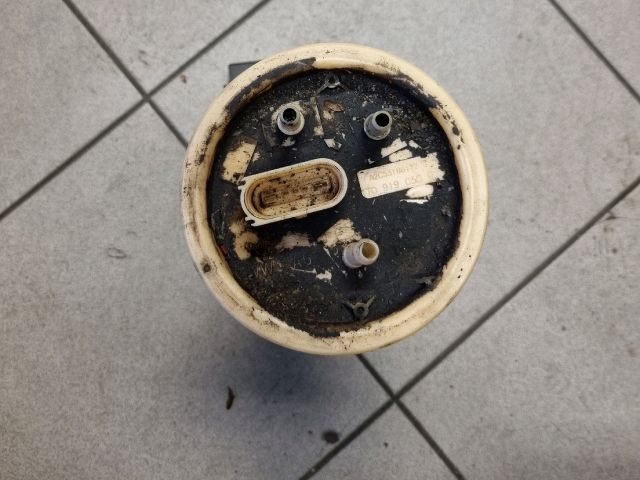 bontott VW TOURAN Üzemanyag Szivattyú