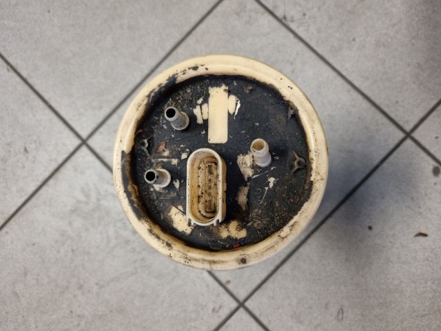 bontott VW TOURAN Üzemanyag Szivattyú