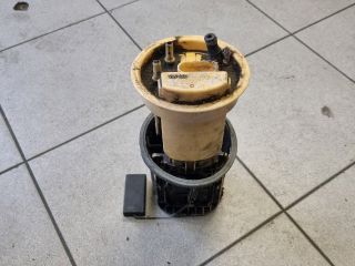 bontott VW TOURAN Üzemanyag Szivattyú