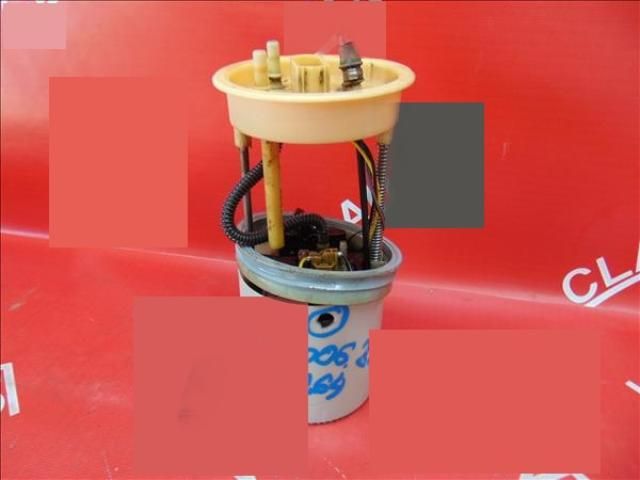 bontott VW TOURAN Üzemanyag Szivattyú