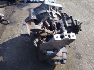 bontott VW TOURAN Váltó (Mechanikus)