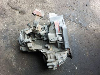bontott VW TOURAN Váltó (Mechanikus)