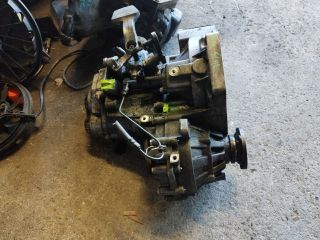 bontott VW TOURAN Váltó (Mechanikus)
