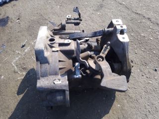 bontott VW TOURAN Váltó (Mechanikus)