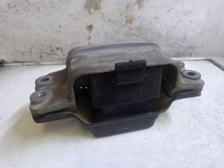 bontott VW TOURAN Váltó Tartó Bak (Pozíciófüggetlen)