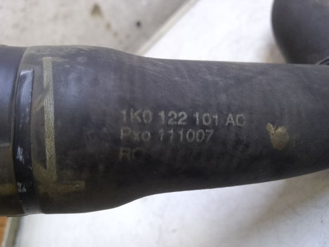 bontott VW TOURAN Vízcső