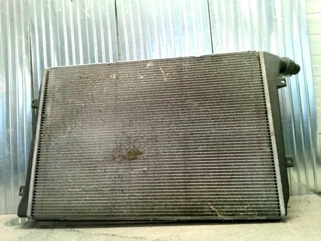 bontott VW TOURAN Vízhűtő Radiátor (Klímás)