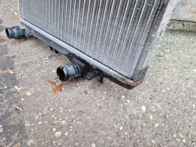 bontott VW TOURAN Vízhűtő Radiátor (Klímás)