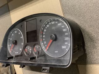 bontott VW TOURAN Kilométeróra