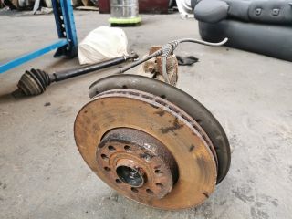 bontott VW TOURAN Bal első Csonkállvány Kerékaggyal