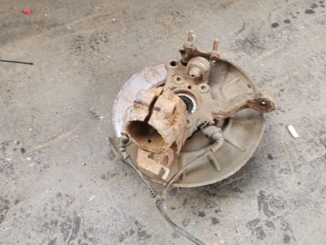 bontott VW TOURAN Bal első Csonkállvány Kerékaggyal