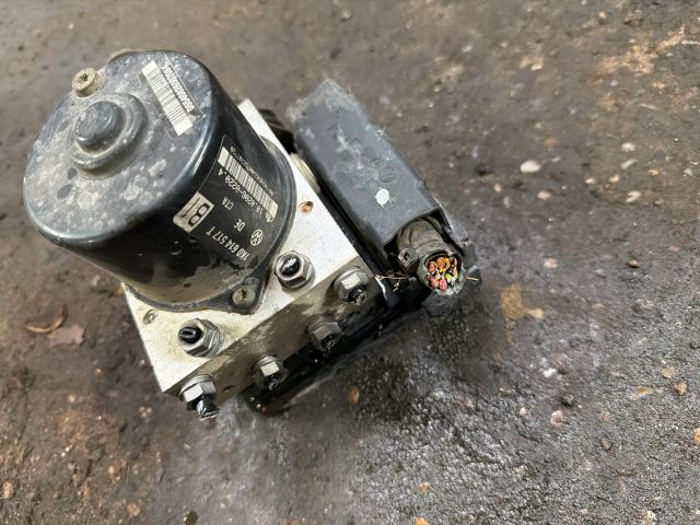 bontott VW TOURAN ABS Kocka