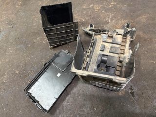 bontott VW TOURAN Akkumulátor Fedél