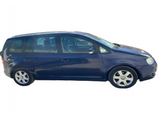 bontott VW TOURAN Akkumulátor Fedél