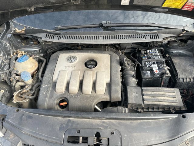 bontott VW TOURAN Alsó Motorburkolat