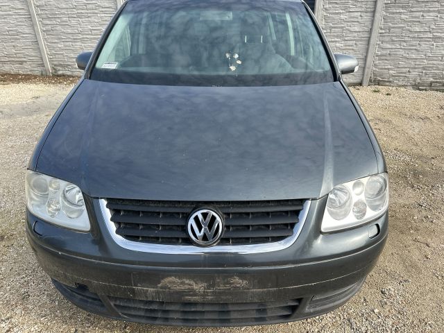 bontott VW TOURAN Bal első Csonkállvány Kerékaggyal