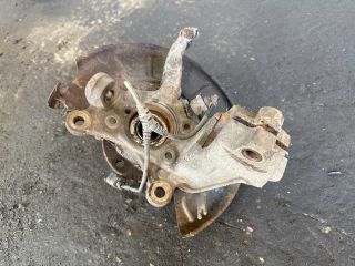 bontott VW TOURAN Bal első Csonkállvány Kerékaggyal