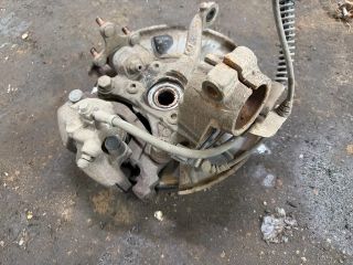 bontott VW TOURAN Bal első Csonkállvány Kerékaggyal