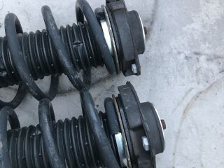 bontott VW TOURAN Bal első Gólyaláb (Lengécsillapító, Rugó)