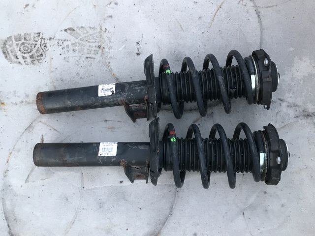 bontott VW TOURAN Bal első Gólyaláb (Lengécsillapító, Rugó)