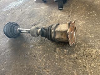 bontott VW TOURAN Bal Féltengely