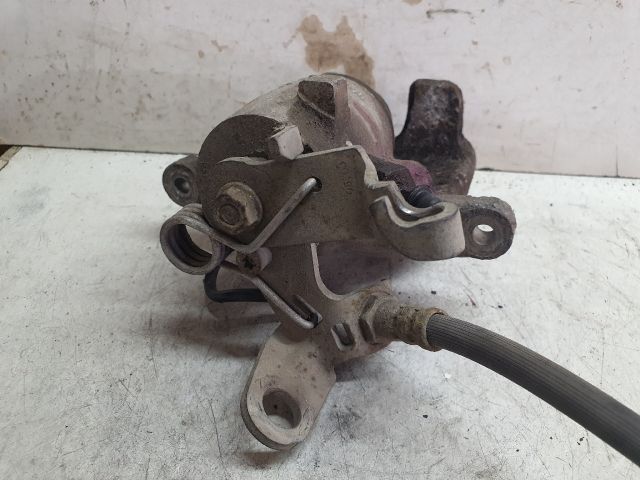 bontott VW TOURAN Bal hátsó Féknyereg Munkahengerrel