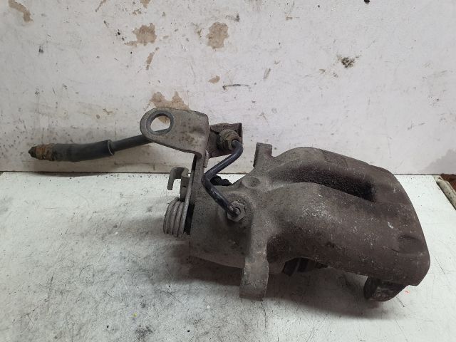 bontott VW TOURAN Bal hátsó Féknyereg Munkahengerrel