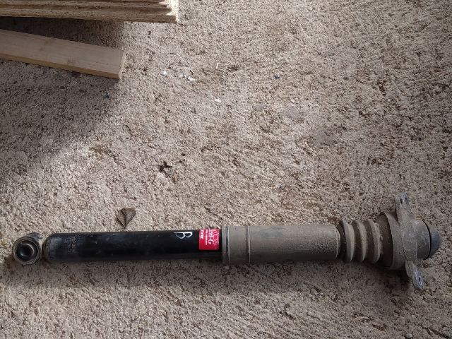 bontott VW TOURAN Bal hátsó Lengéscsillapító