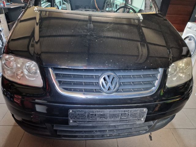 bontott VW TOURAN Biztosítéktábla Motortér