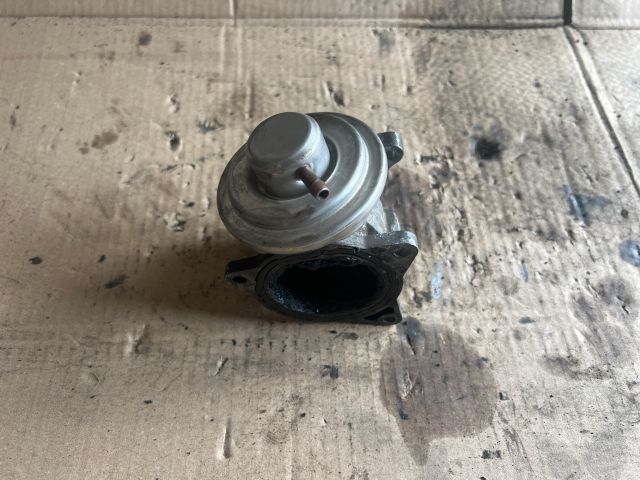 bontott VW TOURAN EGR / AGR Szelep