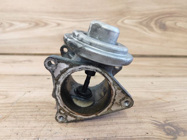 bontott VW TOURAN EGR / AGR Szelep