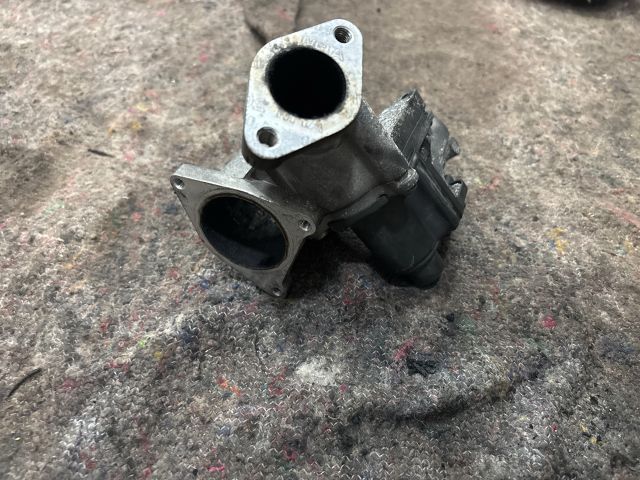 bontott VW TOURAN EGR / AGR Szelep