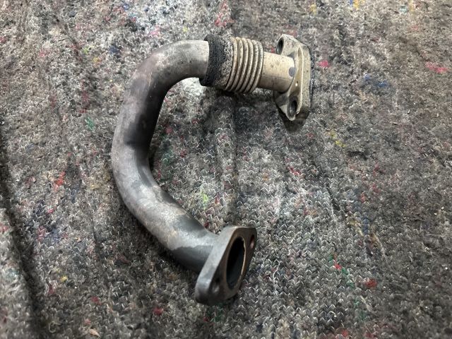 bontott VW TOURAN EGR Hűtő Cső