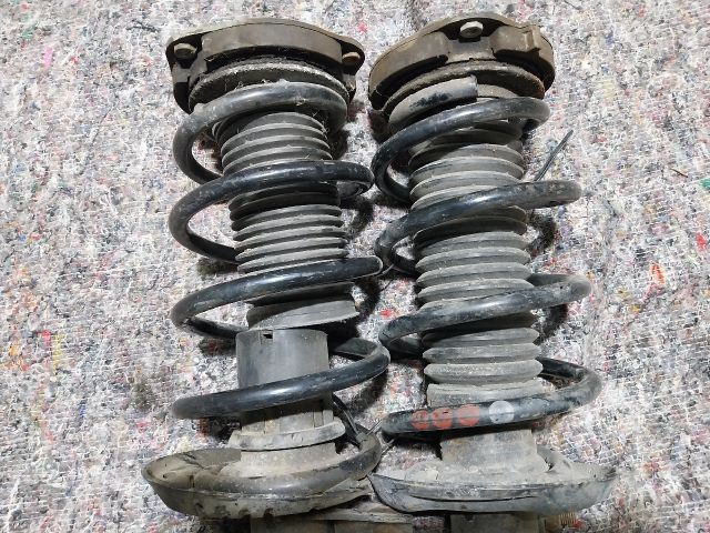 bontott VW TOURAN Első Lengéscsillapító Pár