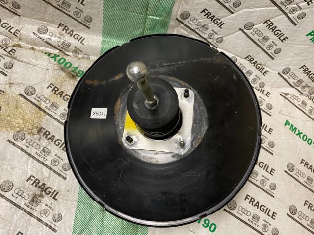 bontott VW TOURAN Fékrásegítő