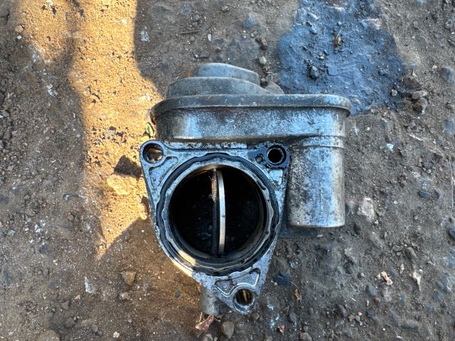 bontott VW TOURAN Fojtószelep (Elektromos)