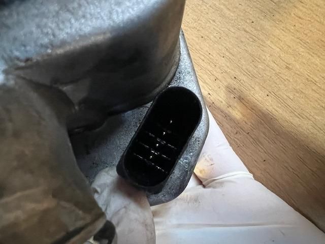 bontott VW TOURAN Fojtószelep (Elektromos)