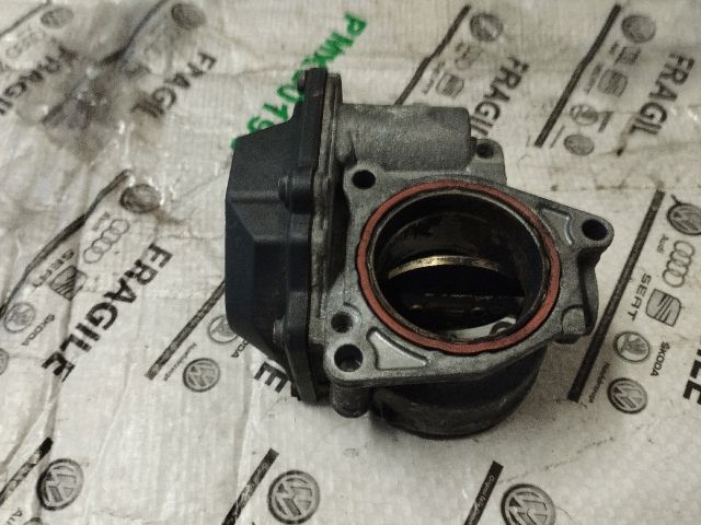 bontott VW TOURAN Fojtószelep (Elektromos)