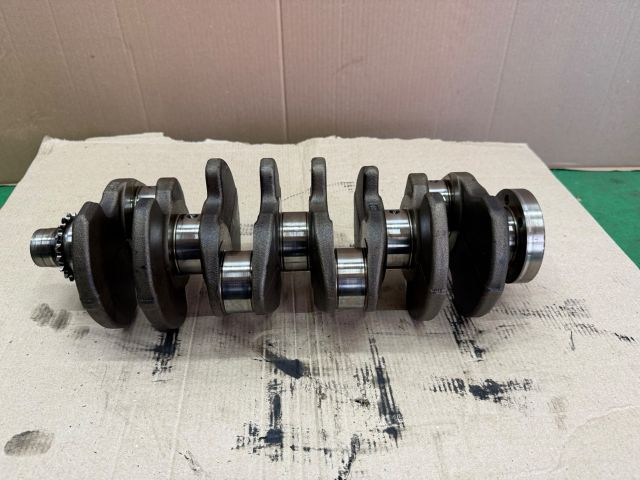 bontott VW TOURAN Főtengely (Magában)