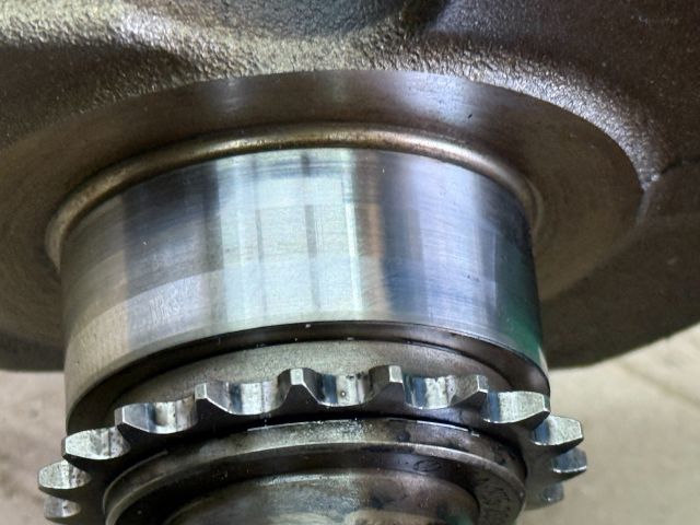 bontott VW TOURAN Főtengely (Magában)