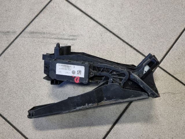 bontott VW TOURAN Gázpedál (Elektromos)
