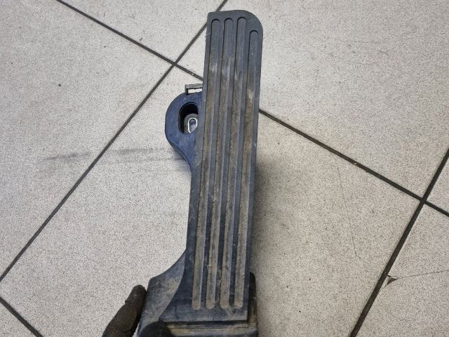 bontott VW TOURAN Gázpedál (Elektromos)