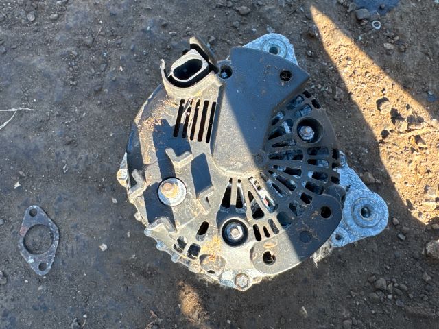 bontott VW TOURAN Generátor