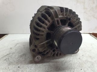 bontott VW TOURAN Generátor