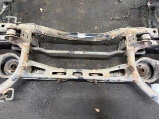 bontott VW TOURAN Hátsó Híd (Tárcsafékes)