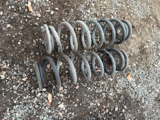 bontott VW TOURAN Hátsó Rugó Pár