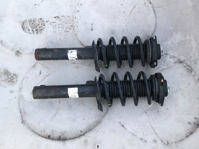 bontott VW TOURAN Jobb első Gólyaláb (Lengécsillapító, Rugó)