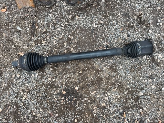 bontott VW TOURAN Jobb Féltengely