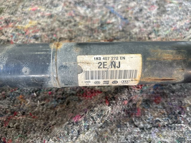 bontott VW TOURAN Jobb Féltengely