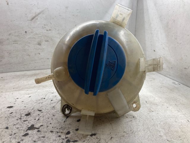 bontott VW TOURAN Kiegyenlítő Tartály